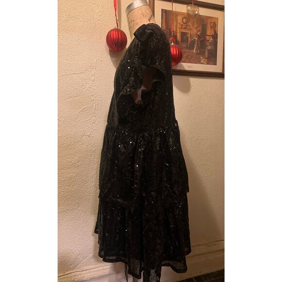 Black Sparkly Sequin V-neck Ruffle Sleeve Tiered Dress Size 4XL - Picture 7 of 12